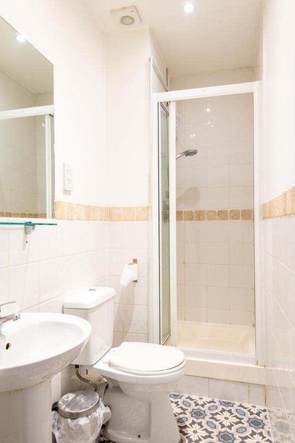 London Central Studio Екстериор снимка