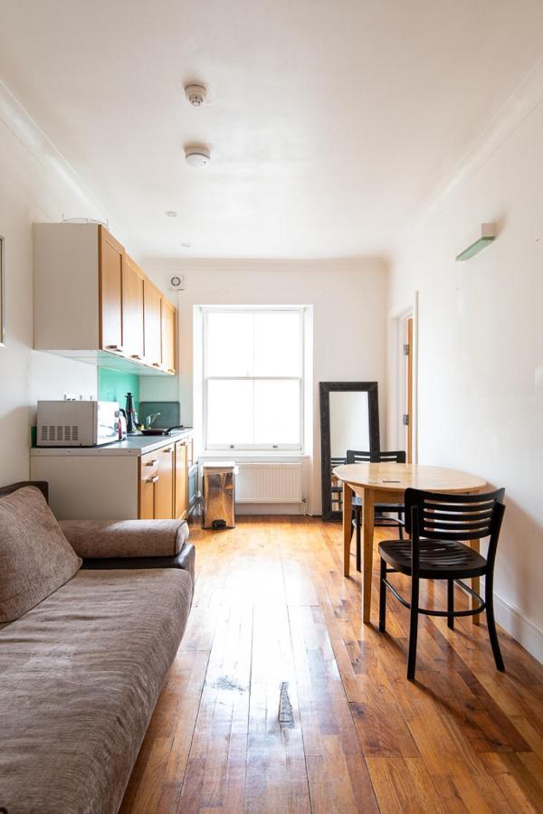 London Central Studio Екстериор снимка